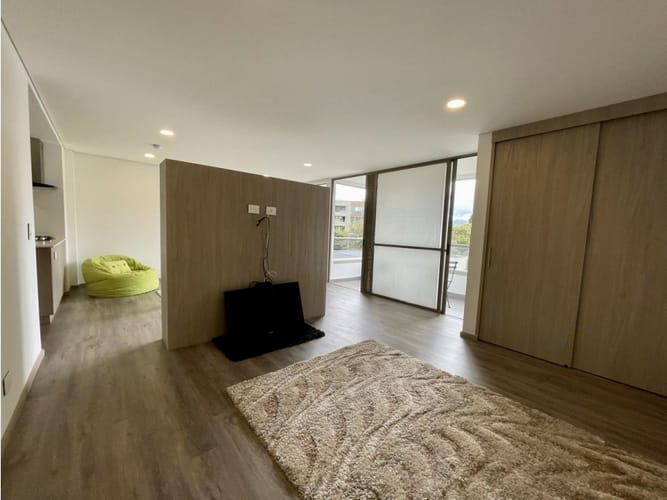 Apartamento de 1 alcoba en venta en Llano Grande, Rionegro, 557 m² · foto 11 de 14