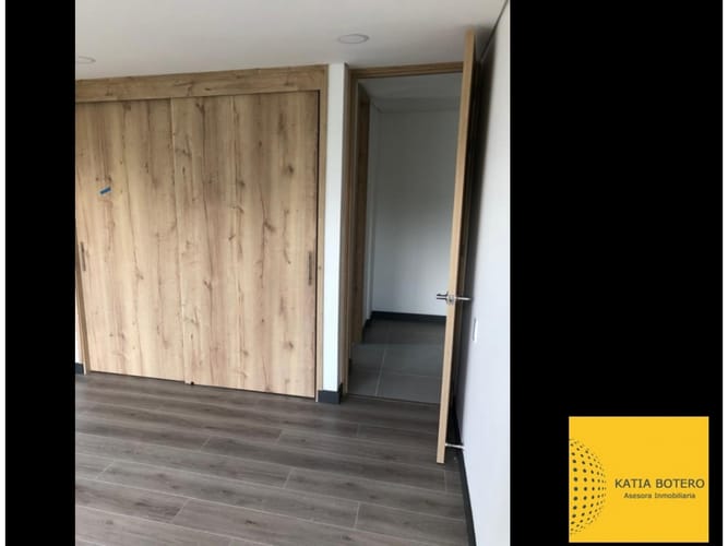 Apartamento de 2 alcobas en venta en Laureles, Medellín, 109 m² · foto 16 de 20