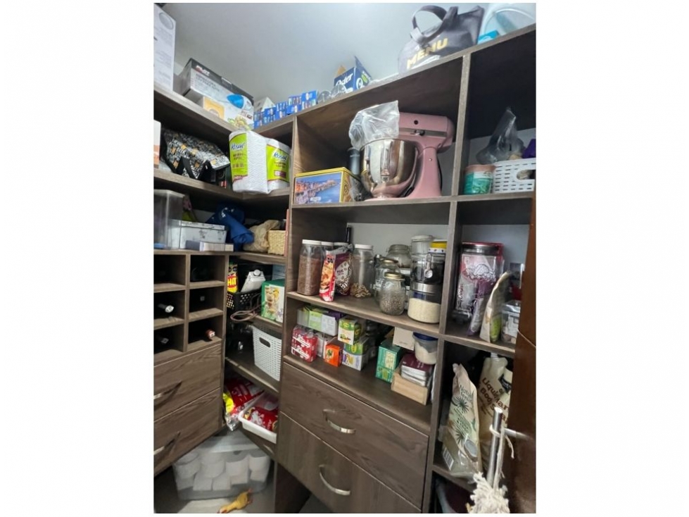 Casa de 3 alcobas en venta en Loma Del Escobero, Envigado, 304 m² · foto 23 de 24