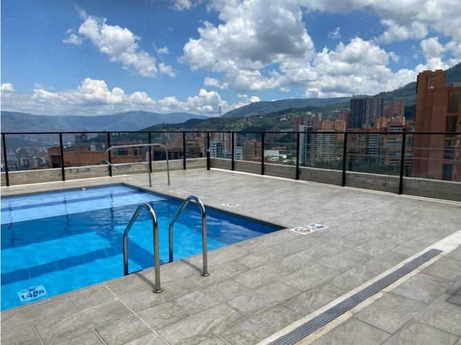 Apartamento de 2 alcobas en venta en Los Balsos, Medellín, 109 m² · foto 7 de 10
