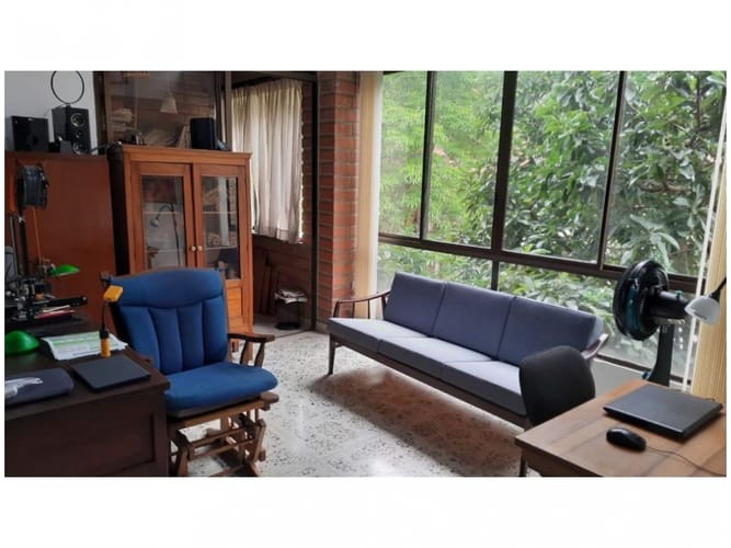 Apartamento de 4 alcobas en venta en Altos Del Poblado, Medellín, 217 m² · foto 10 de 21