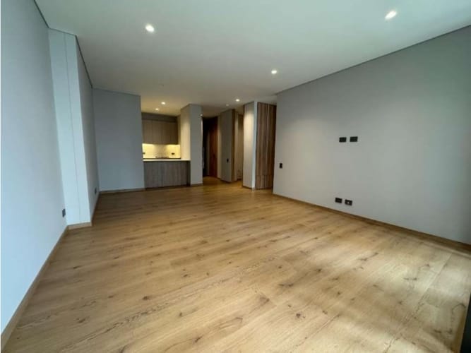 Apartamento de 1 alcoba en venta en Lalinde, Medellín, 90 m² · foto 3 de 10