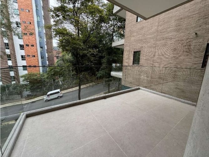 Apartamento de 1 alcoba en venta en Lalinde, Medellín, 90 m² · foto 5 de 10