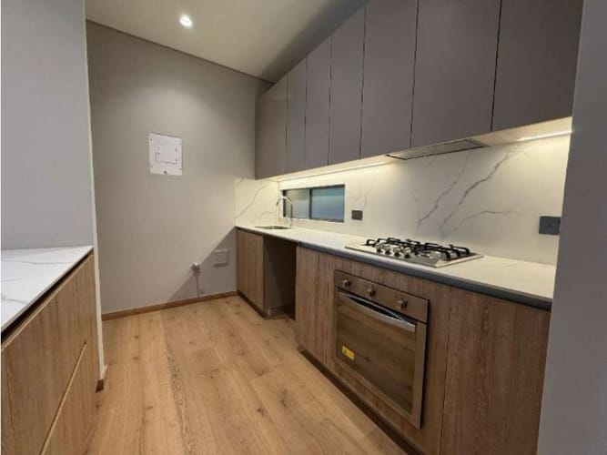 Apartamento de 1 alcoba en venta en Lalinde, Medellín, 90 m² · foto 6 de 10
