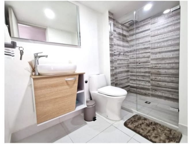 Apartamento de 3 alcobas en venta en Castropol, Medellín, 187 m² · foto 19 de 20