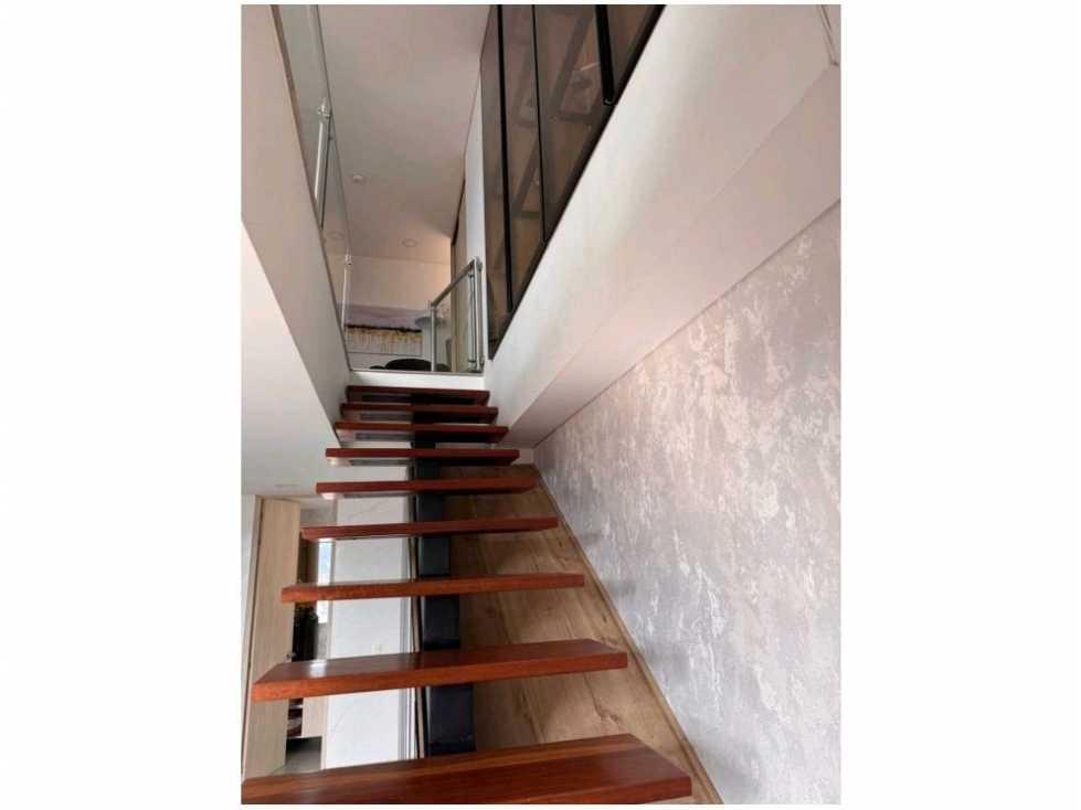 Apartamento de 3 alcobas en venta en Loma Del Esmeraldal, Envigado, 203 m² · foto 8 de 18