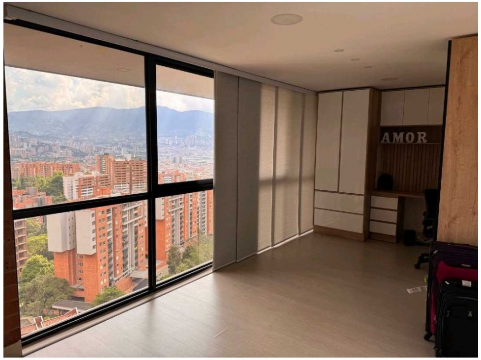 Apartamento de 3 alcobas en venta en Loma Del Esmeraldal, Envigado, 203 m² · foto 11 de 18