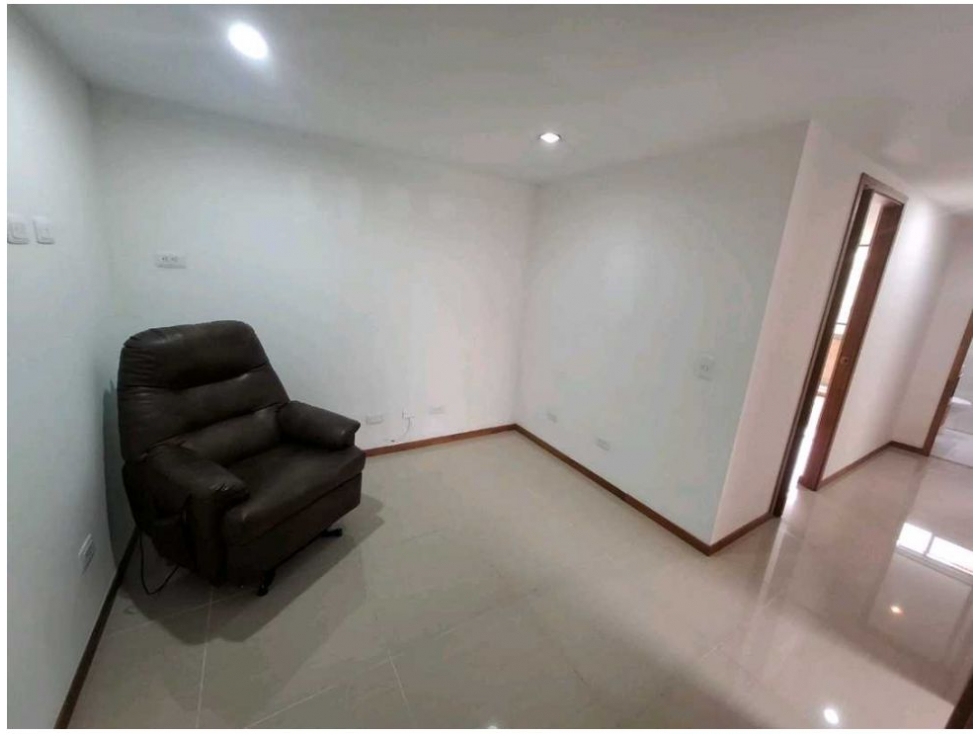 Apartamento de 3 alcobas en venta en Sabaneta Real, Sabaneta, 94 m² · foto 10 de 17