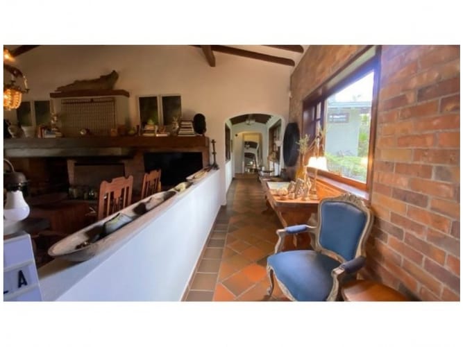 Casa de 3 alcobas en venta en Montessori, Envigado, 285 m² · foto 7 de 15