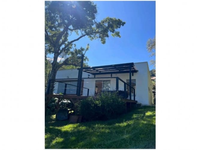 Casa de 3 alcobas en venta en El Tambo, La Ceja, 320 m² · foto 9 de 19