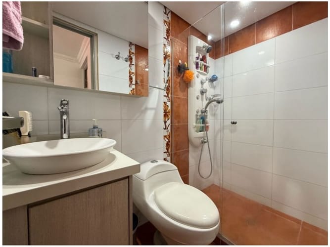 Apartamento de 4 alcobas en venta en Laureles, Medellín, 129 m² · foto 11 de 18