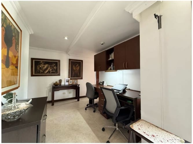 Apartamento de 4 alcobas en venta en Laureles, Medellín, 129 m² · foto 15 de 18