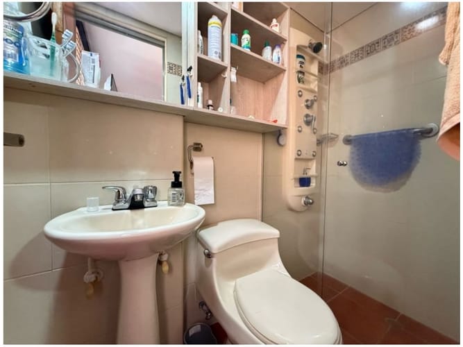 Apartamento de 4 alcobas en venta en Laureles, Medellín, 129 m² · foto 16 de 18