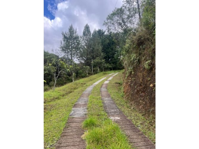 Casa de 2 alcobas en venta en El Porvenir, Rionegro, 200 m² · foto 8 de 24