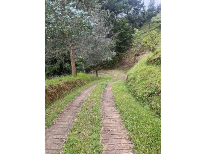 Casa de 2 alcobas en venta en El Porvenir, Rionegro, 200 m² · foto 22 de 24