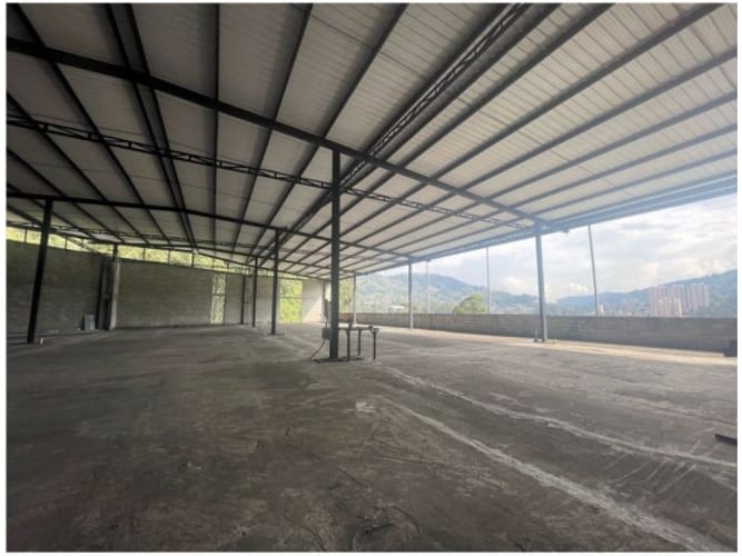 Bodega en venta en La Tablaza, La Estrella · foto 2 de 8