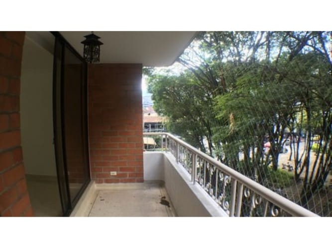 Apartamento en venta en Conquistadores, Medellín · foto 4 de 17