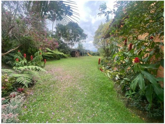 Casa de 4 alcobas en venta en El Tablazo, Rionegro, 426 m² · foto 6 de 24