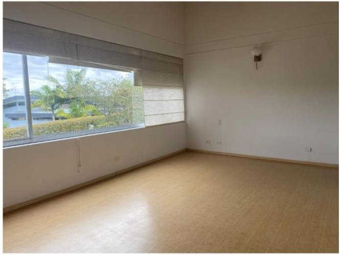 Casa de 4 alcobas en venta en El Tablazo, Rionegro, 426 m² · foto 23 de 24