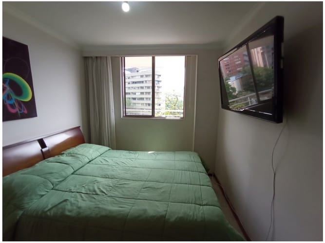 Apartamento en venta en El Poblado, Medellín · foto 9 de 23