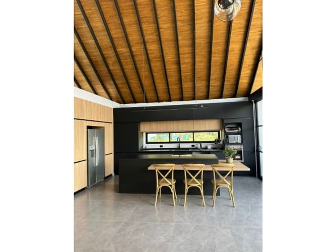 Casa de 3 alcobas en venta en Cascajo Abajo, Rionegro, 160 m² · foto 11 de 14