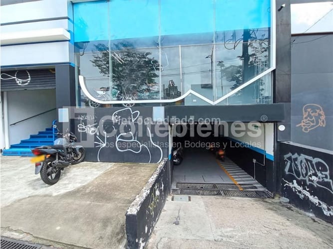 Local en venta en Noel, Medellín, 1269 m² · foto 12 de 20