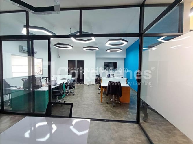 Local en venta en Noel, Medellín, 1269 m² · foto 15 de 20