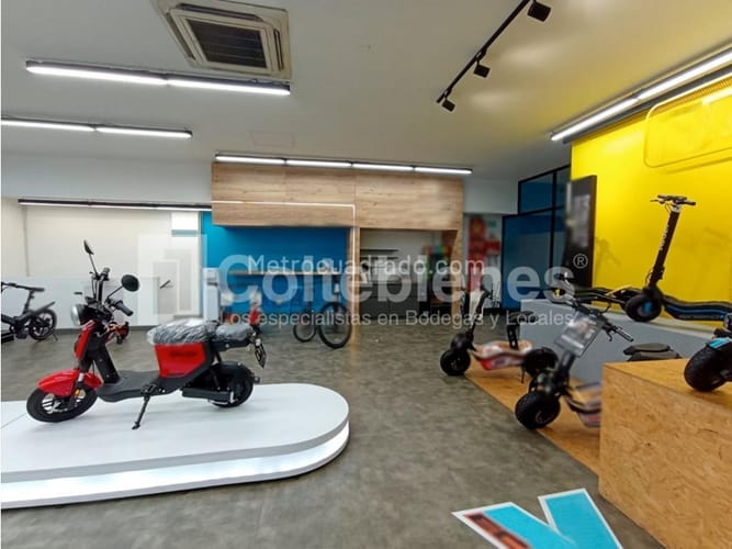 Local en venta en Noel, Medellín, 1269 m² · foto 16 de 20