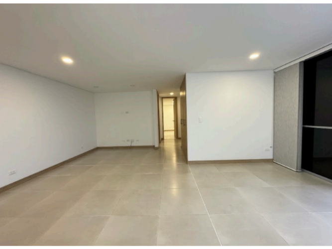 Apartamento de 3 alcobas en venta en El Chingui, Envigado, 91 m² · foto 4 de 7
