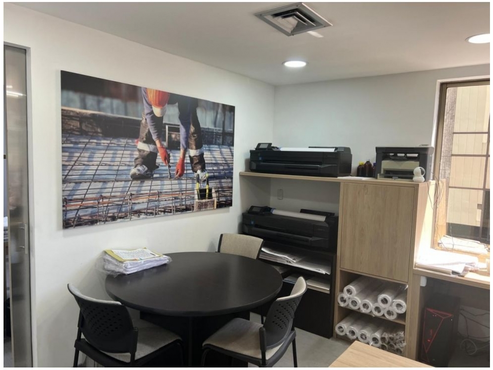 Oficina en venta en El Poblado, Medellín, 51 m² · foto 3 de 18