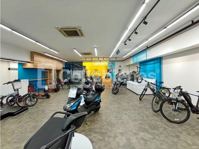 Local en venta en Noel, Medellín, 630 m² · foto 15 de 20