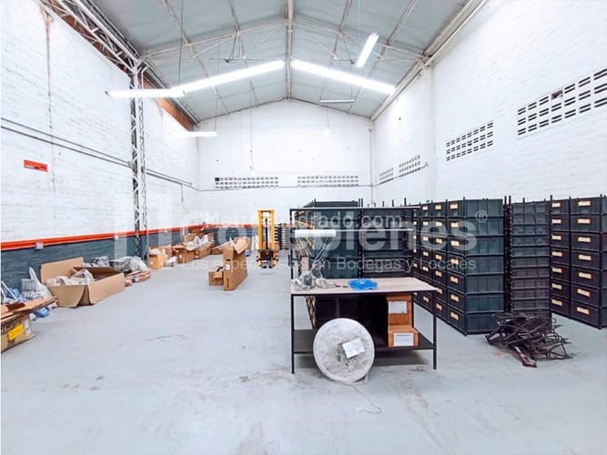 Local en venta en Noel, Medellín, 630 m² · foto 16 de 20