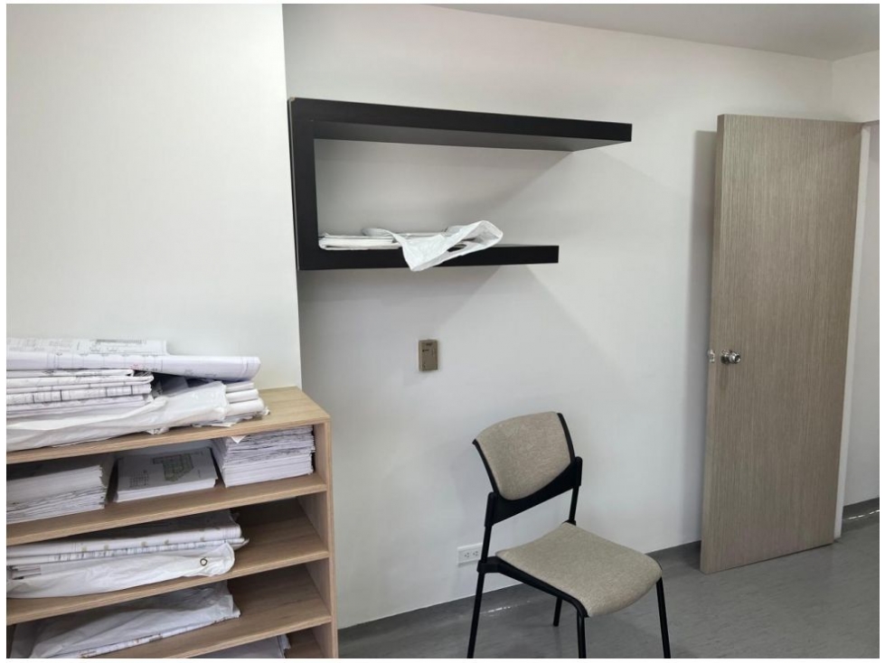 Oficina en venta en El Poblado, Medellín, 51 m² · foto 10 de 18