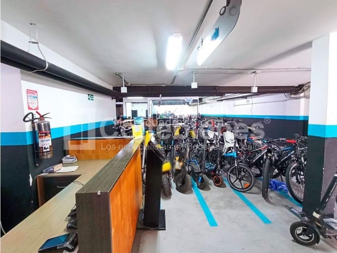 Local en venta en Noel, Medellín, 630 m² · foto 18 de 20