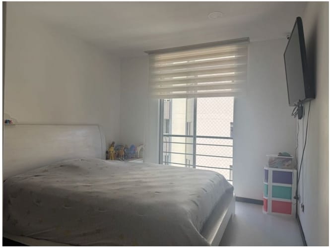 Apartamento de 3 alcobas en venta en El Poblado, Medellín, 150 m² · foto 7 de 11