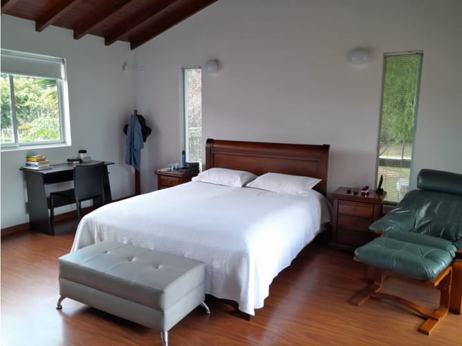 Casa de 4 alcobas en venta en Hojas Anchas, Guarne, 420 m² · foto 6 de 19