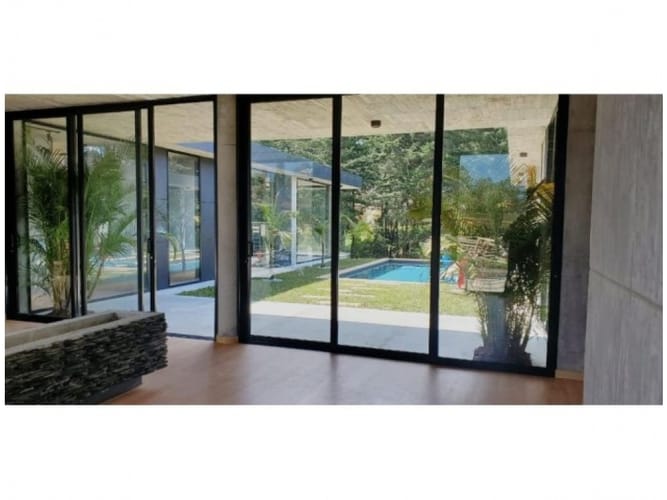 Casa de 4 alcobas en venta en Loma Del Chocho, Envigado, 500 m² · foto 3 de 9