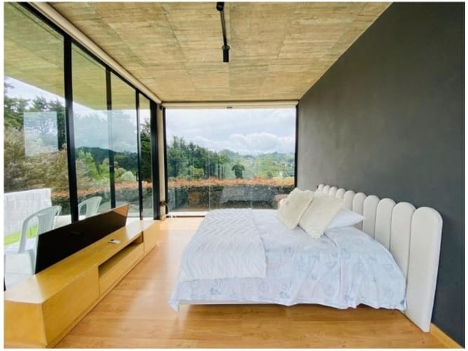 Casa de 4 alcobas en venta en Loma Del Chocho, Envigado, 500 m² · foto 5 de 9