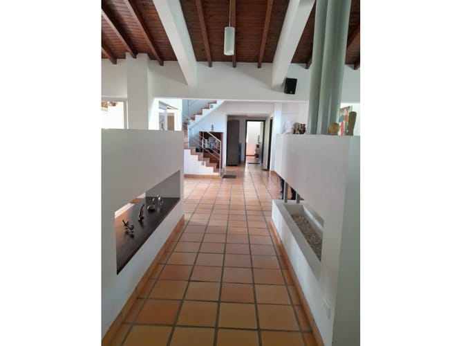 Casa de 4 alcobas en venta en Hojas Anchas, Guarne, 420 m² · foto 11 de 19