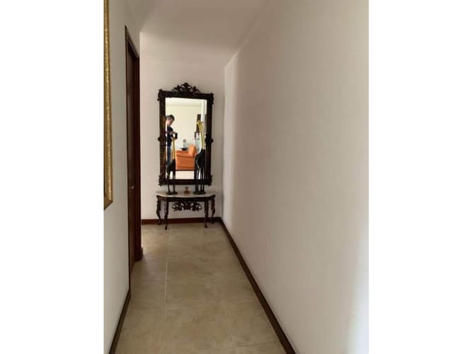 Apartamento de 3 alcobas en venta en Las Lomas, Medellín, 157 m² · foto 7 de 14