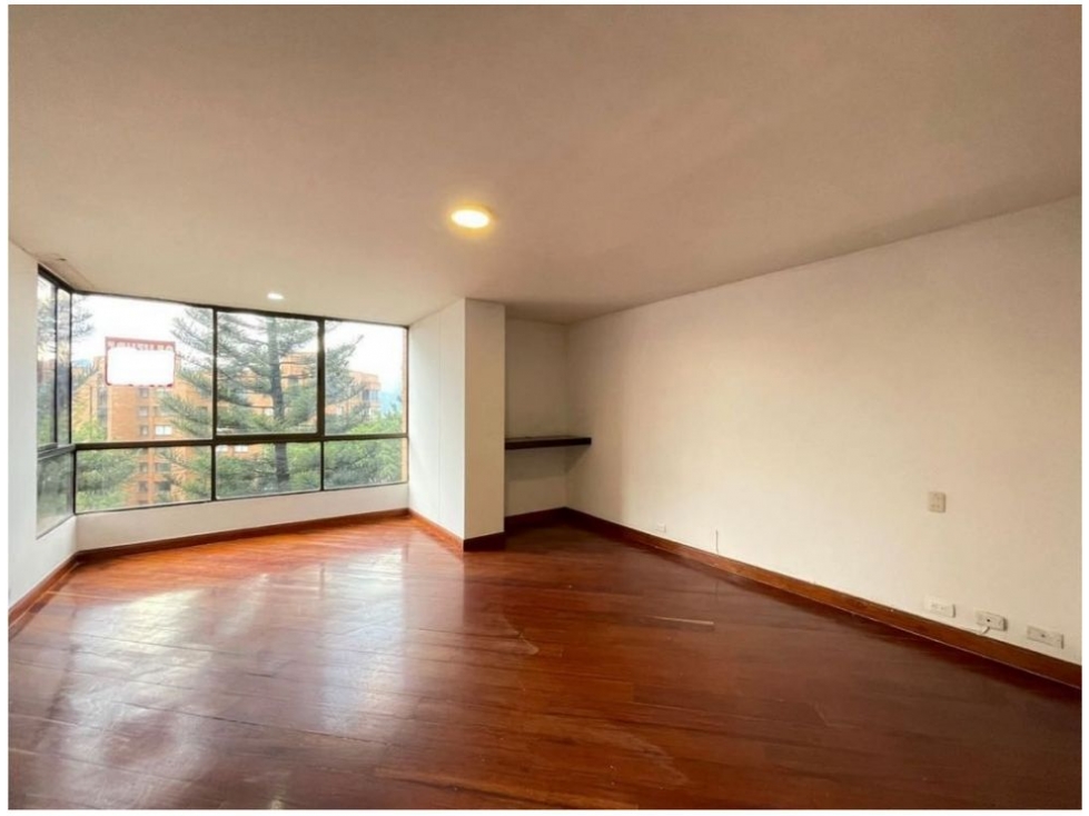 Apartamento en venta en El Poblado, Medellín · foto 5 de 24