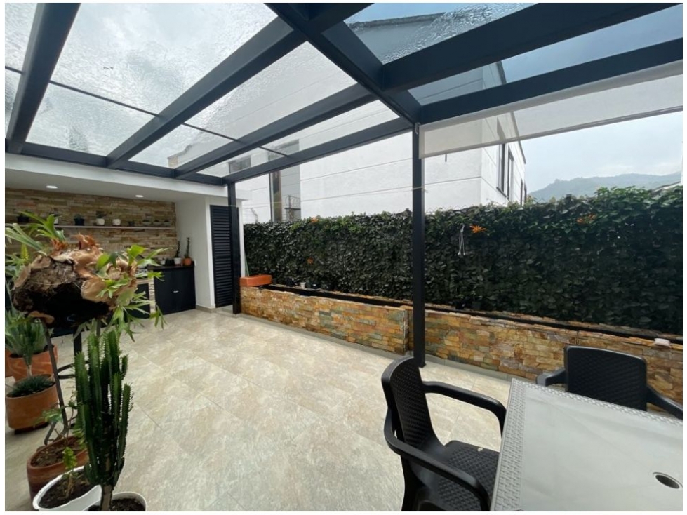 Casa de 4 alcobas en venta en Santa Elena, El Retiro, 200 m² · foto 4 de 24