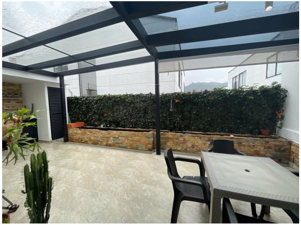 Casa de 4 alcobas en venta en Santa Elena, El Retiro, 200 m² · foto 5 de 24