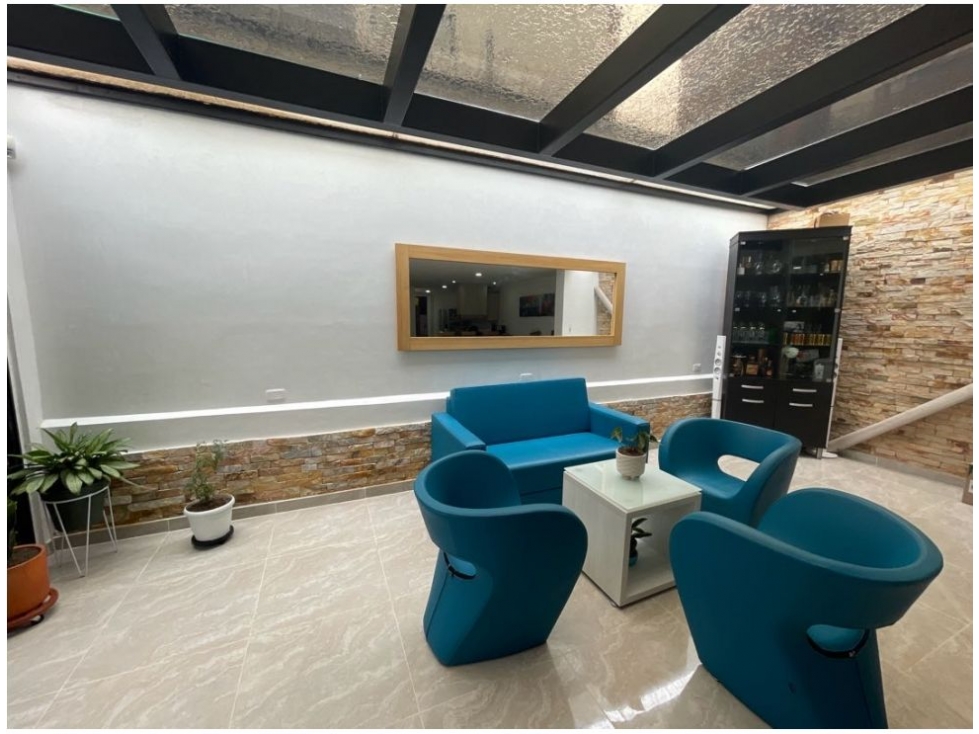 Casa de 4 alcobas en venta en Santa Elena, El Retiro, 200 m² · foto 8 de 24