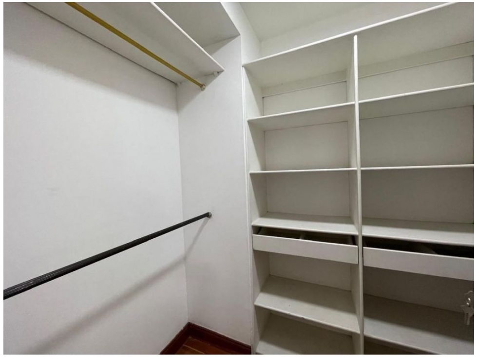 Apartamento en venta en El Poblado, Medellín · foto 14 de 24