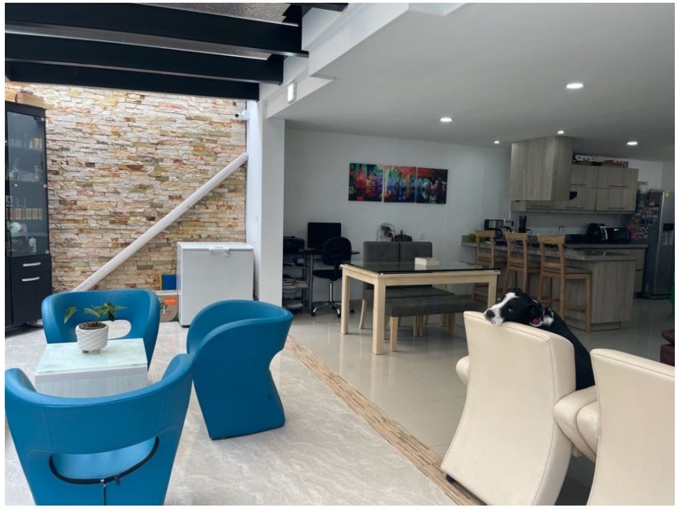 Casa de 4 alcobas en venta en Santa Elena, El Retiro, 200 m² · foto 11 de 24