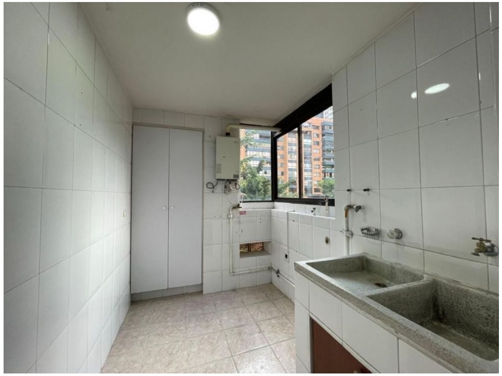 Apartamento en venta en El Poblado, Medellín · foto 15 de 24