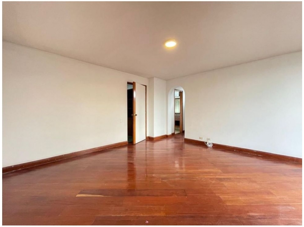 Apartamento en venta en El Poblado, Medellín · foto 18 de 24