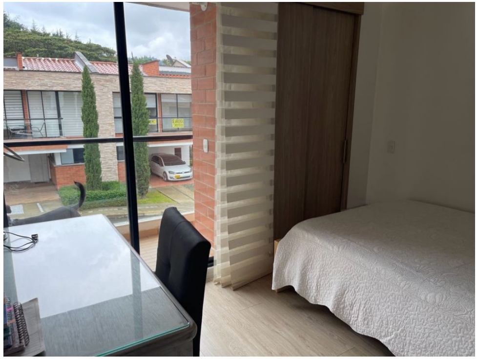 Casa de 4 alcobas en venta en Santa Elena, El Retiro, 200 m² · foto 23 de 24