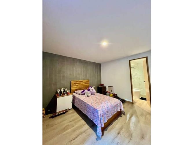 Apartamento de 3 alcobas en venta en El Poblado, Medellín, 186 m² · foto 8 de 15
